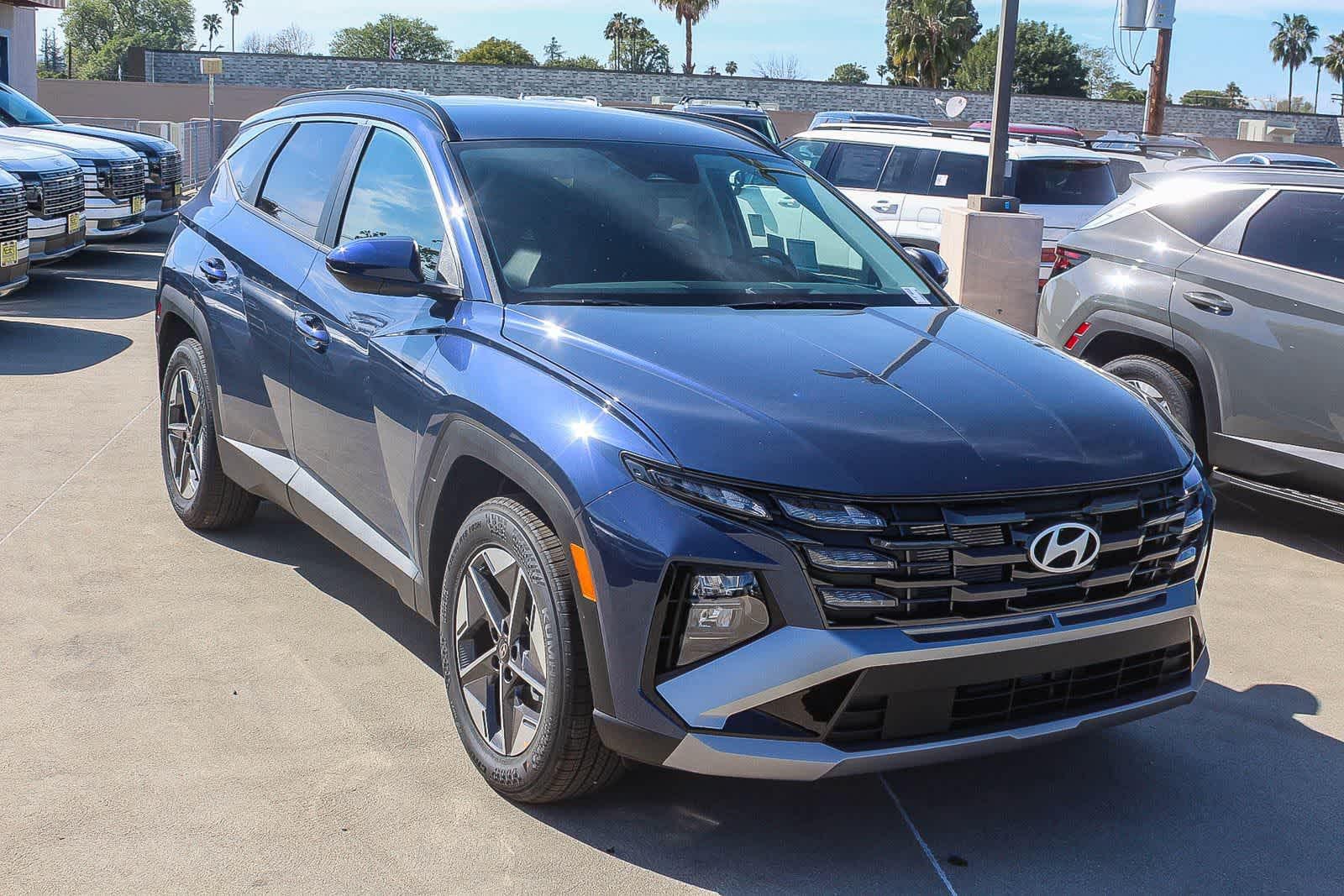 Thumbnail: 2026 Hyundai Tucson - 3