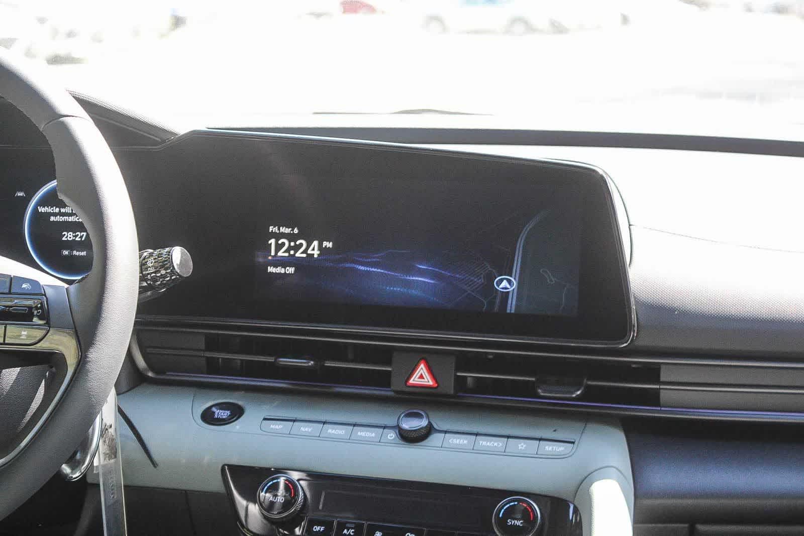 Thumbnail: 2026 Hyundai Elantra - 18