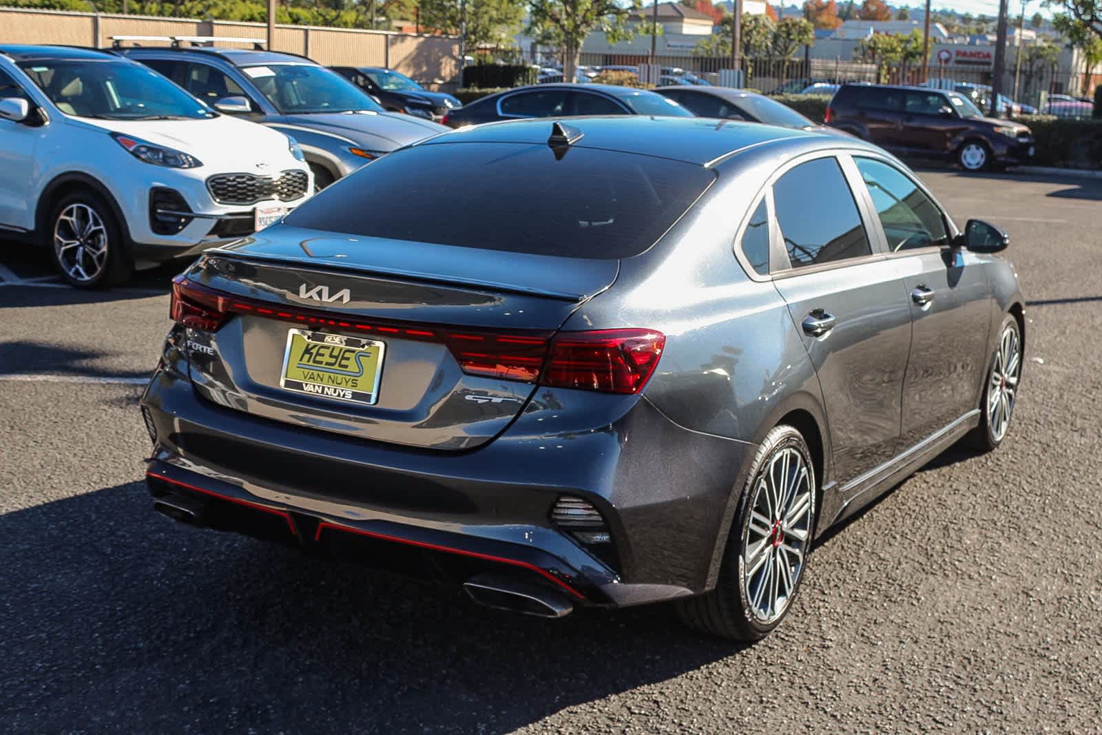 Thumbnail: 2023 Kia Forte - 4