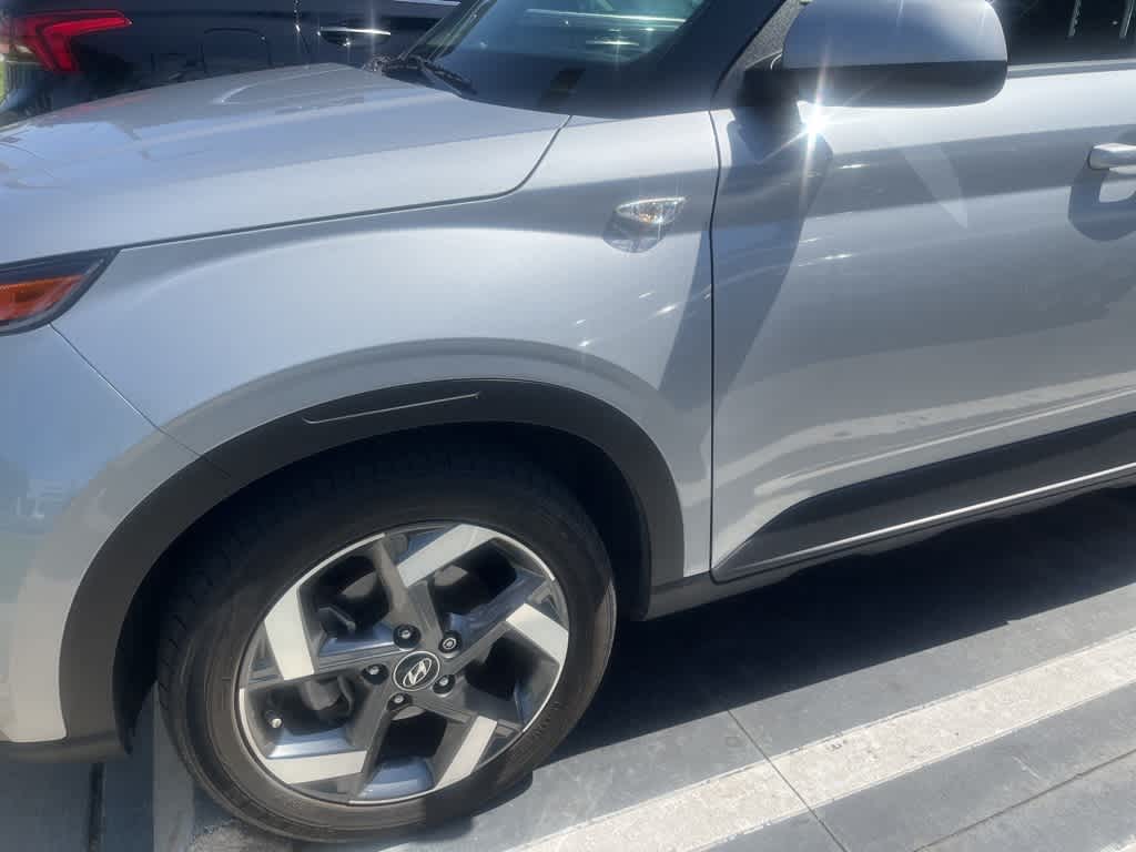 Thumbnail: 2020 Hyundai Venue - 1