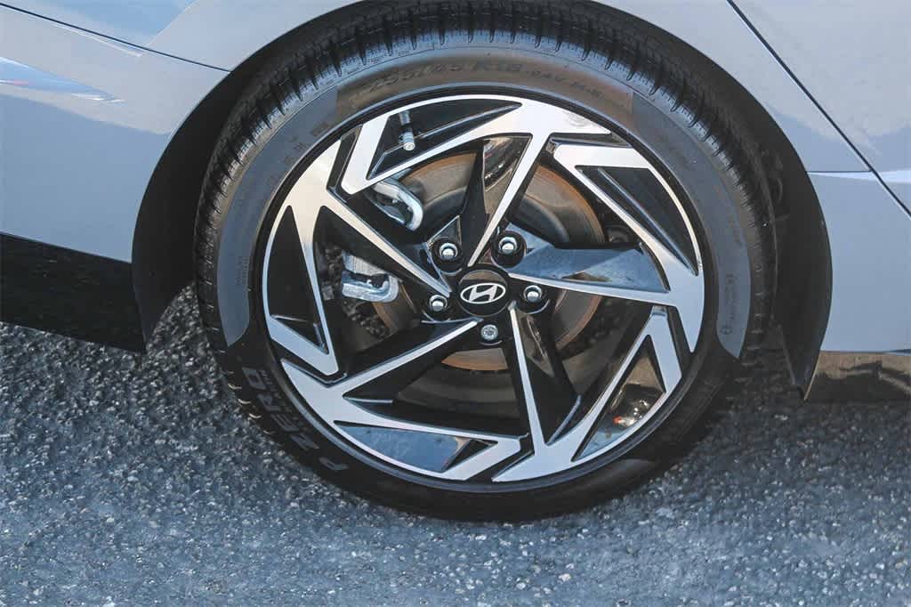 Thumbnail: 2024 Hyundai Sonata - 8
