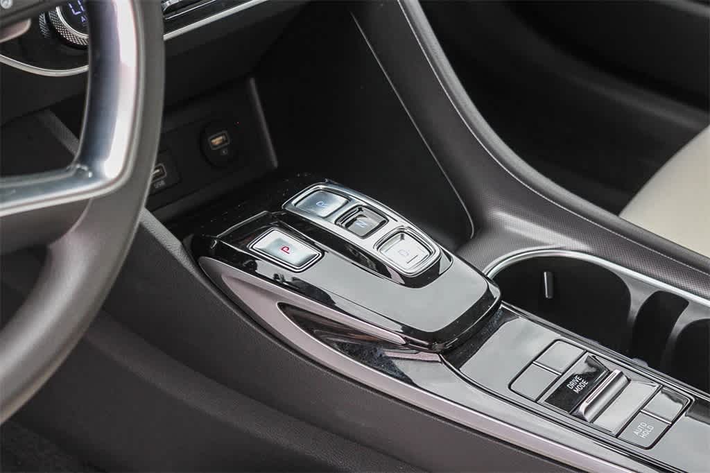 Thumbnail: 2023 Hyundai Sonata - 26