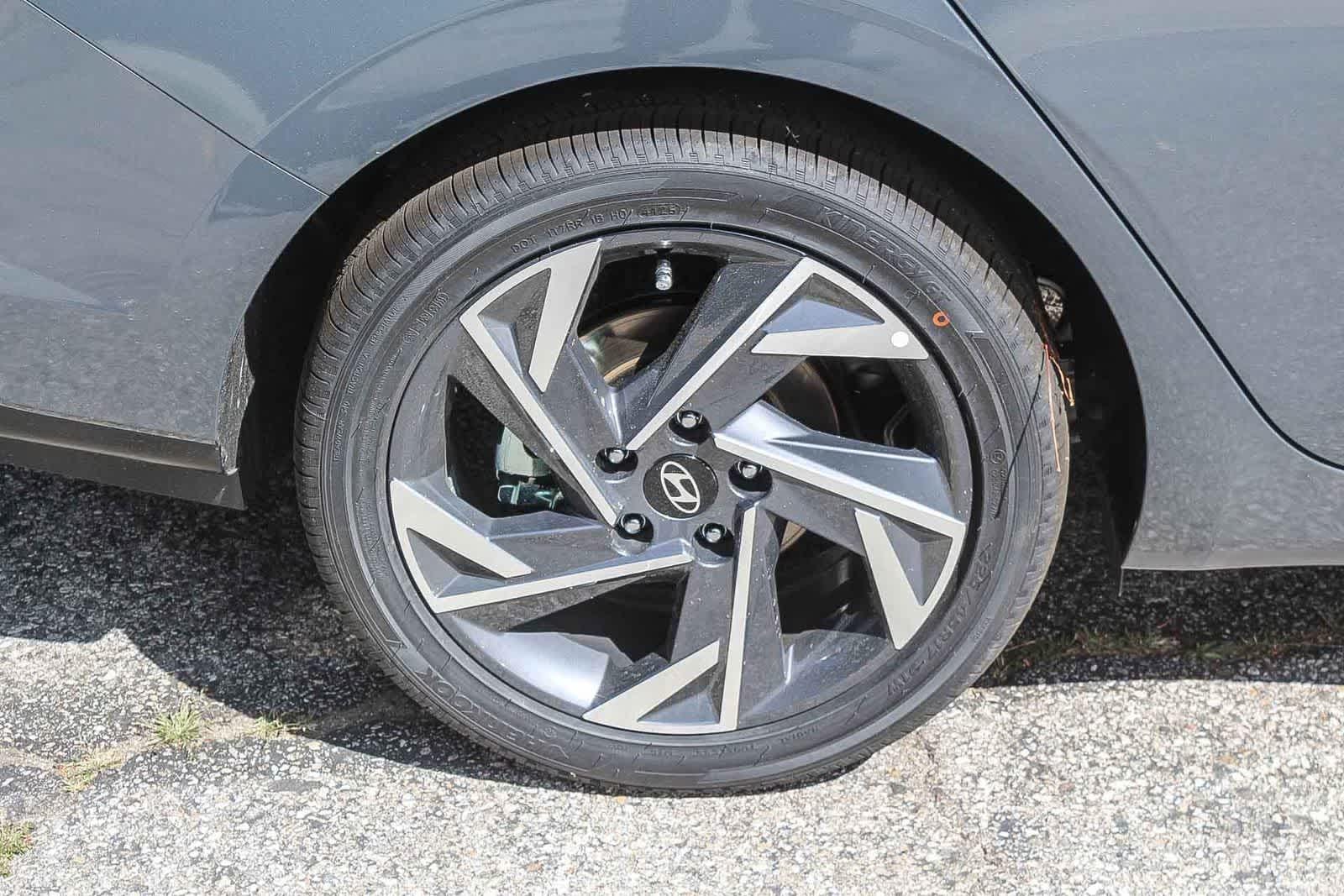 Thumbnail: 2026 Hyundai Elantra - 9