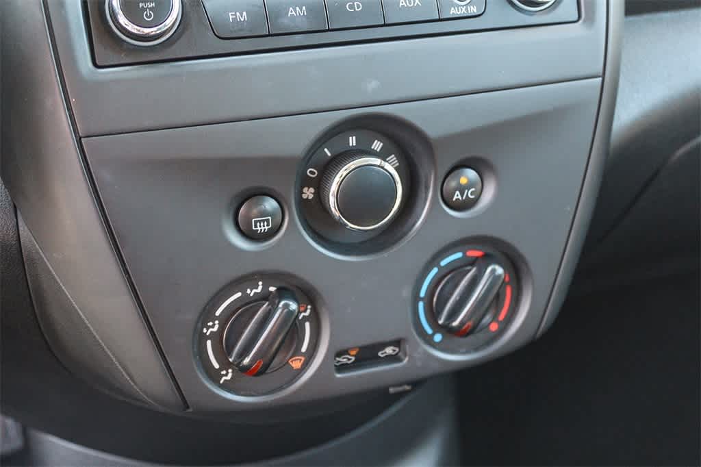 Thumbnail: 2015 Nissan Versa - 22