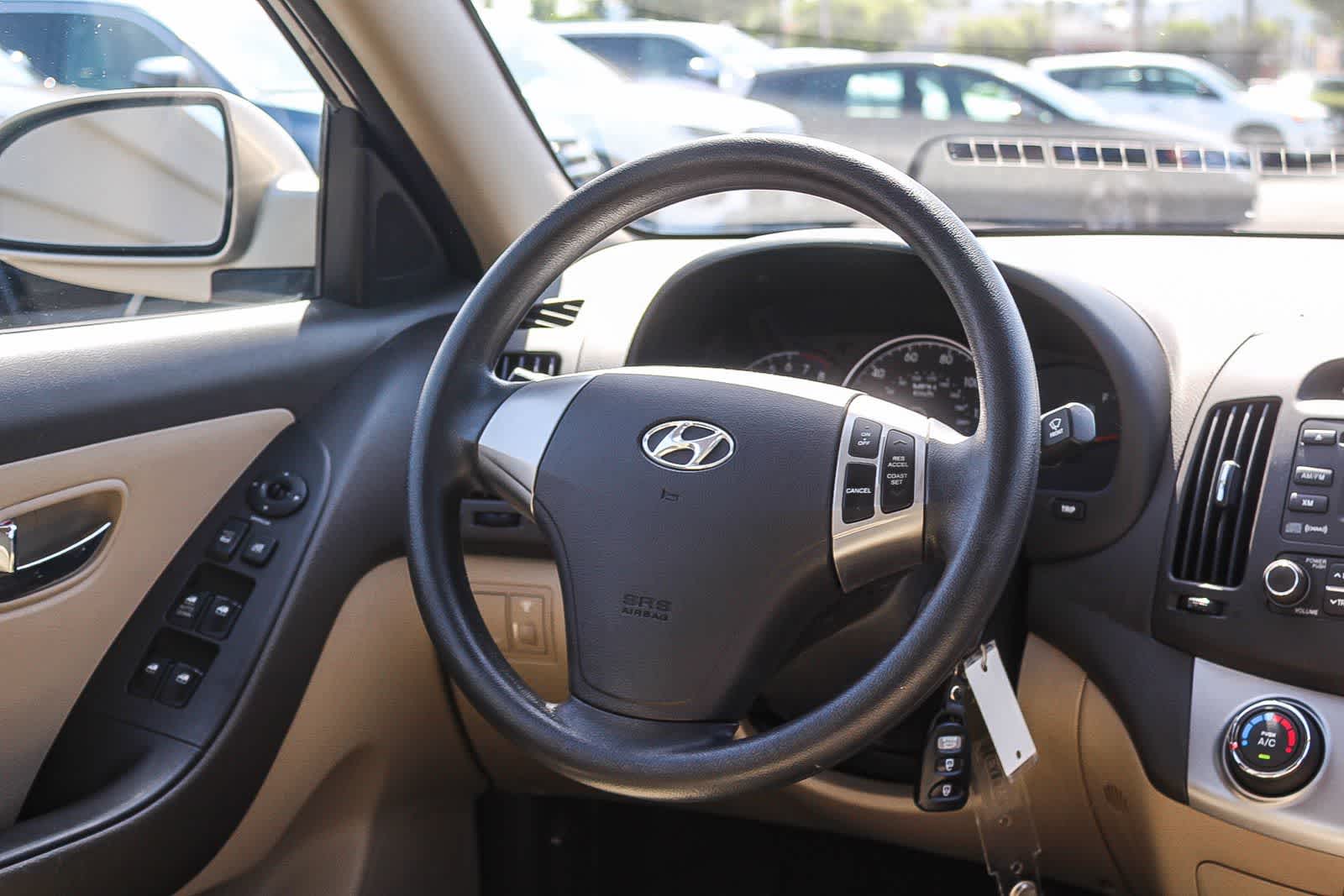 Thumbnail: 2010 Hyundai Elantra - 21