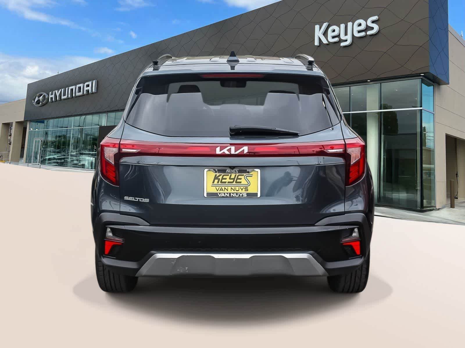 Thumbnail: 2024 Kia Seltos - 6