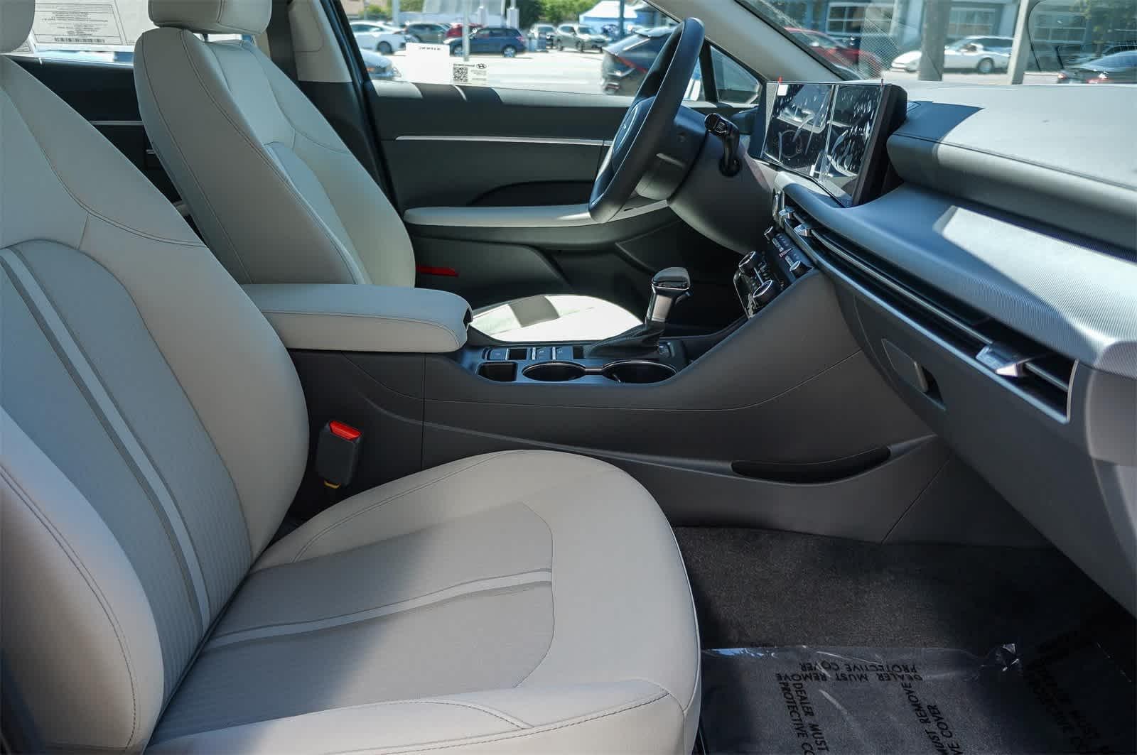 Thumbnail: 2025 Hyundai Sonata - 24