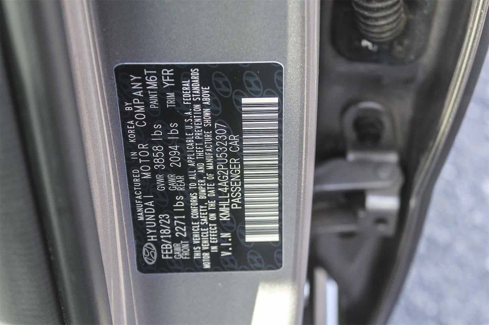 Thumbnail: 2023 Hyundai Elantra - 38