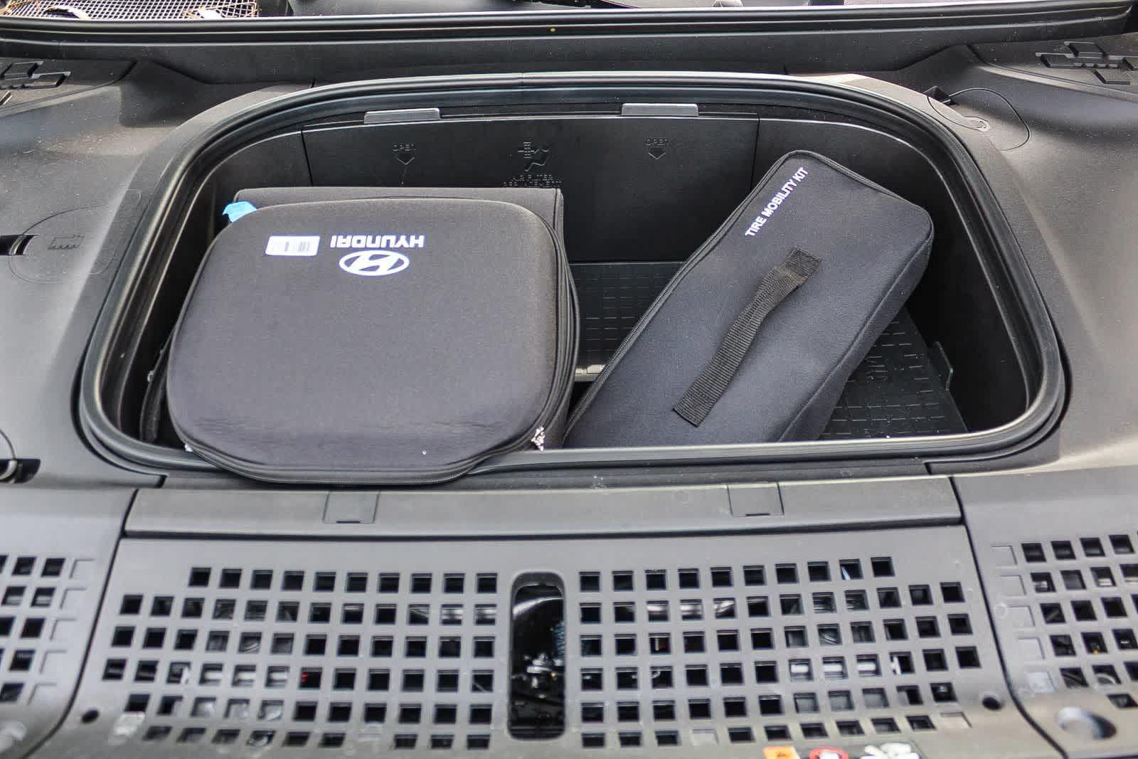 Thumbnail: 2026 Hyundai Ioniq - 16