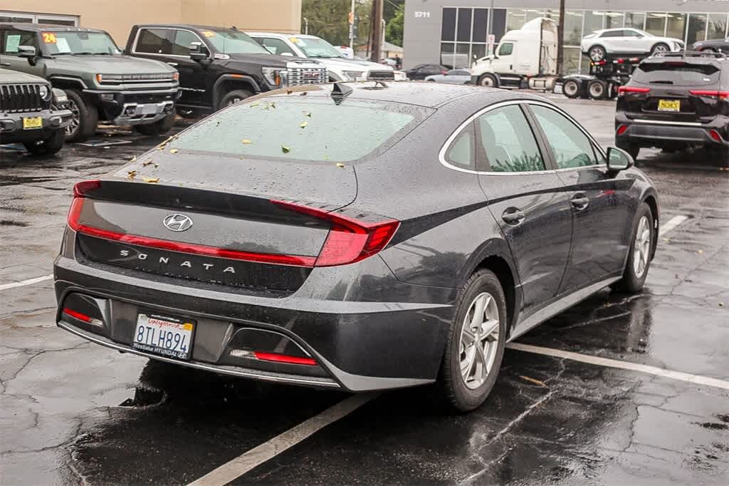 Used 2021 Hyundai Sonata SE Sedan