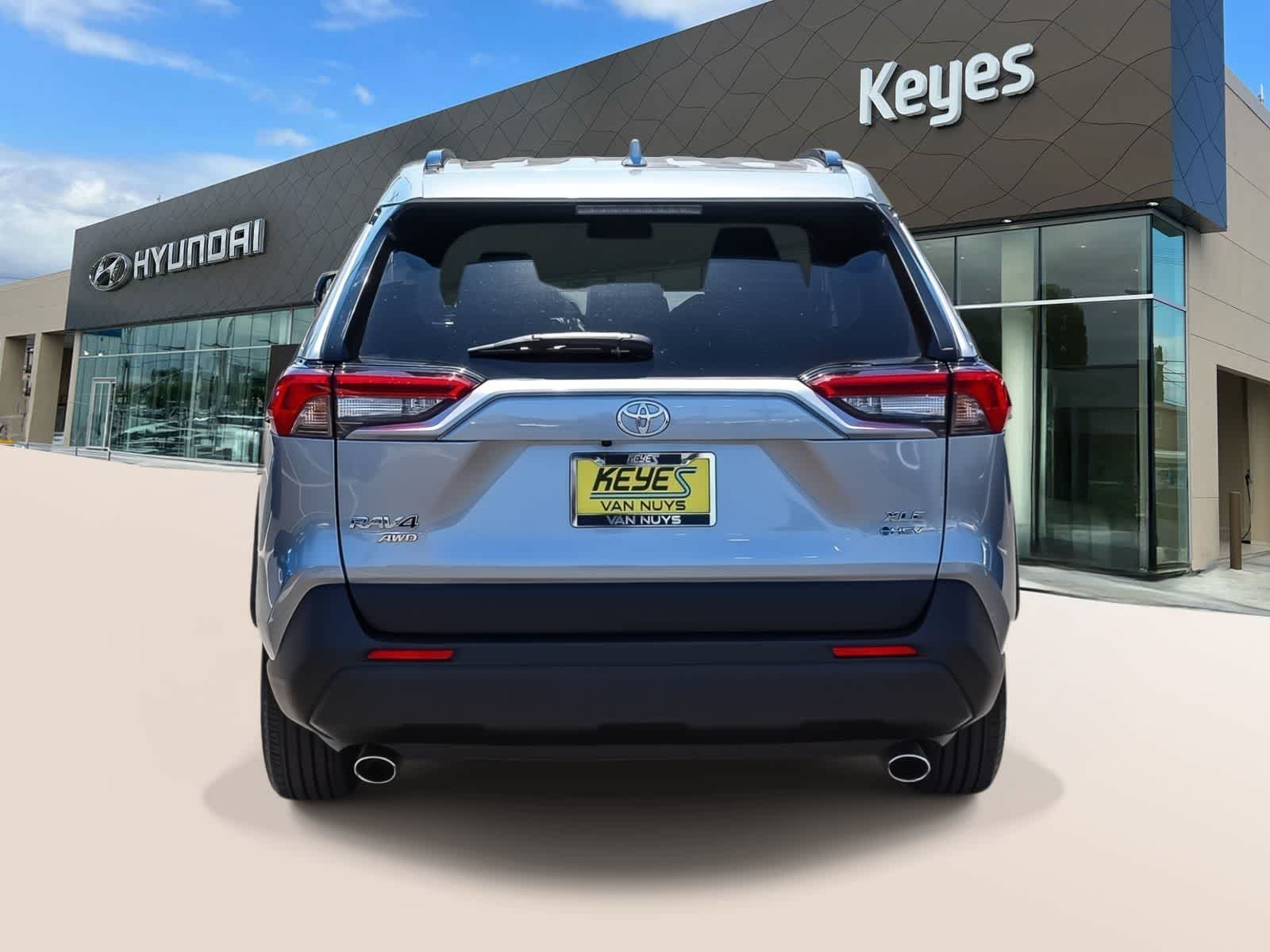 Thumbnail: 2025 Toyota RAV4 - 5