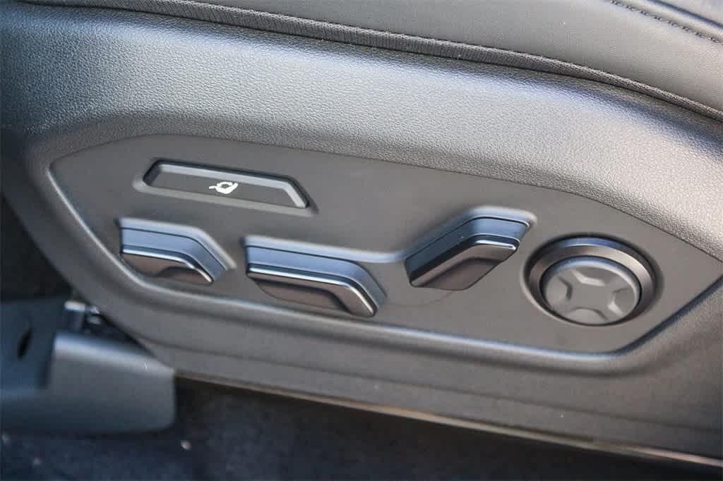 Thumbnail: 2026 Hyundai Santa Fe - 27