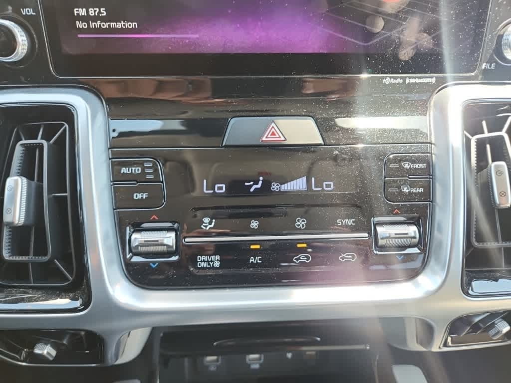 Thumbnail: 2022 Kia Sorento - 31