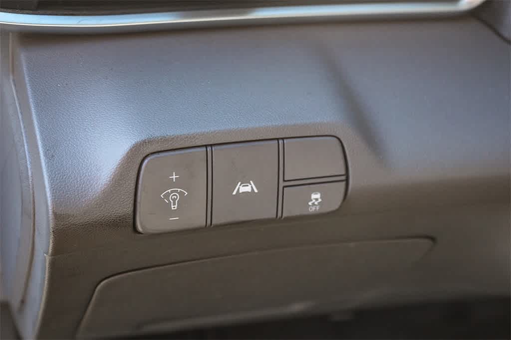 Thumbnail: 2023 Hyundai Elantra - 28