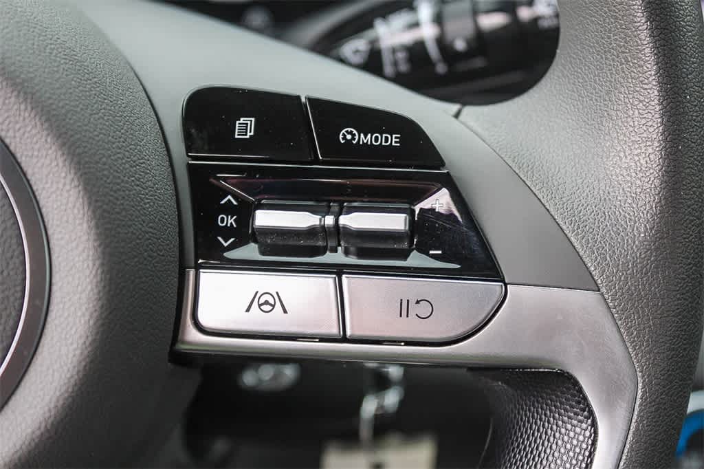 Thumbnail: 2023 Hyundai Elantra - 33