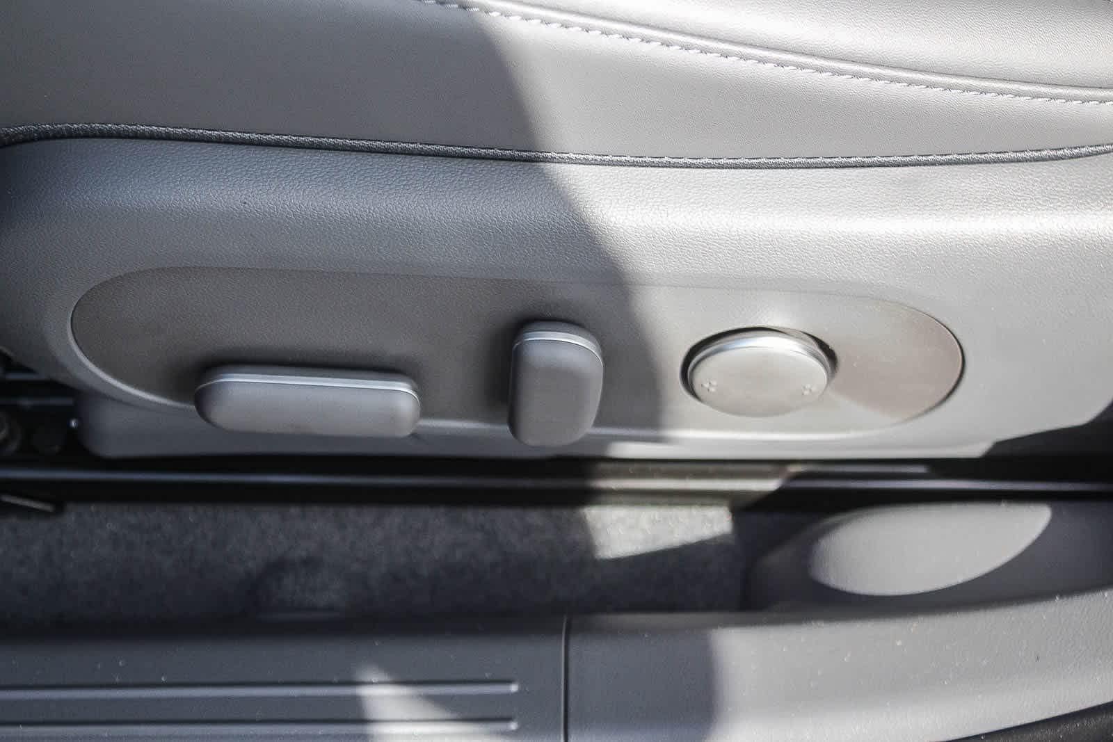 Thumbnail: 2026 Hyundai Ioniq 5 - 29