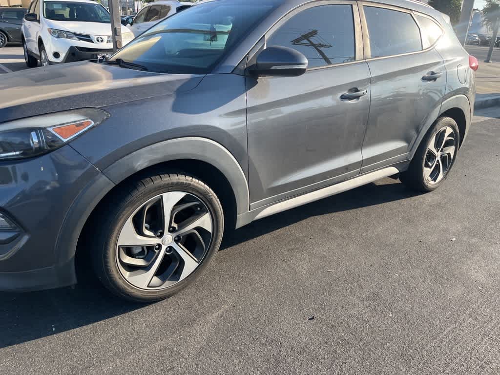 Thumbnail: 2017 Hyundai Tucson - 5