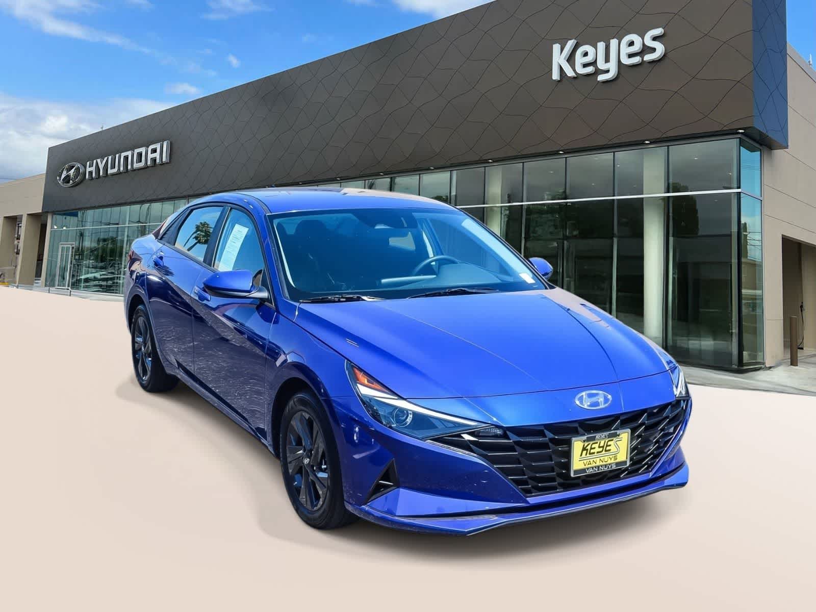 Thumbnail: 2023 Hyundai Elantra - 3