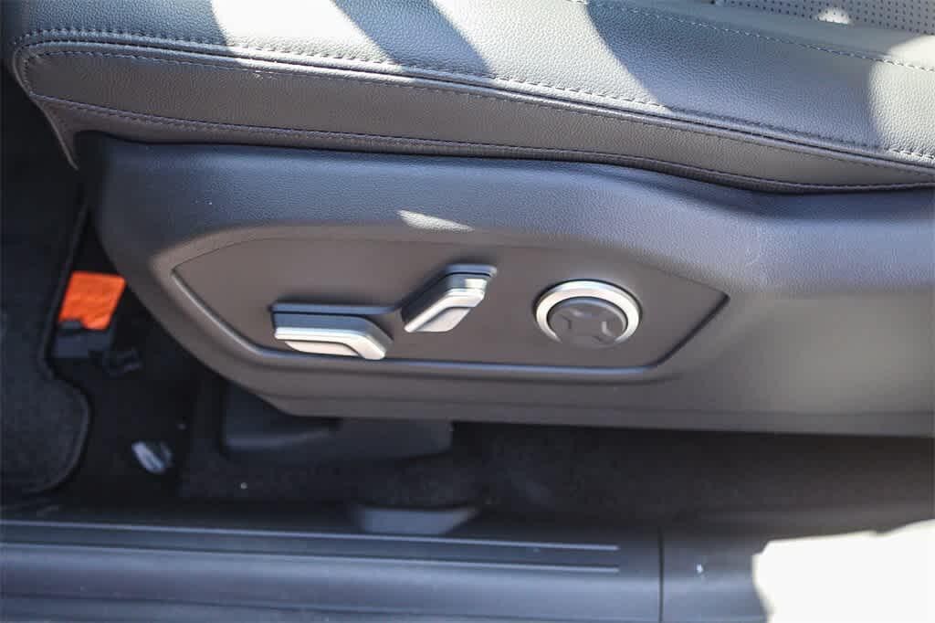 Thumbnail: 2026 Hyundai Santa Fe - 29