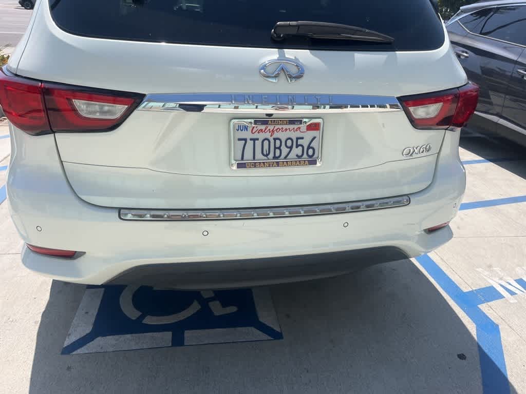 Thumbnail: 2016 INFINITI QX60 - 17