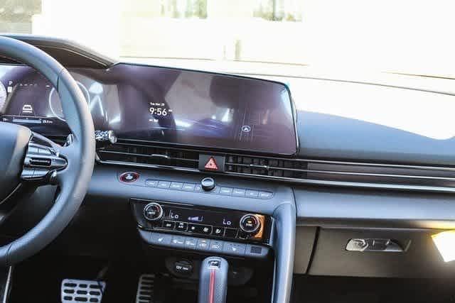 Thumbnail: 2025 Hyundai Elantra - 15