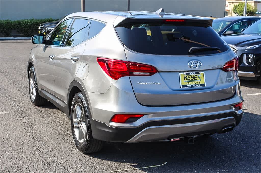 Thumbnail: 2017 Hyundai Santa Fe - 6