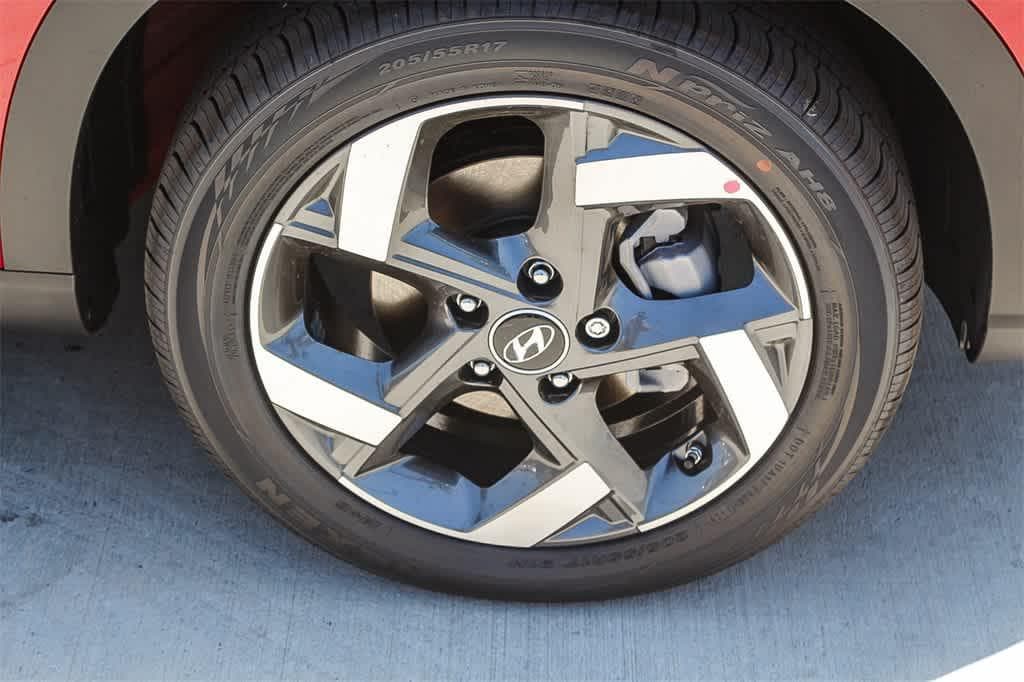 Thumbnail: 2025 Hyundai Venue - 9