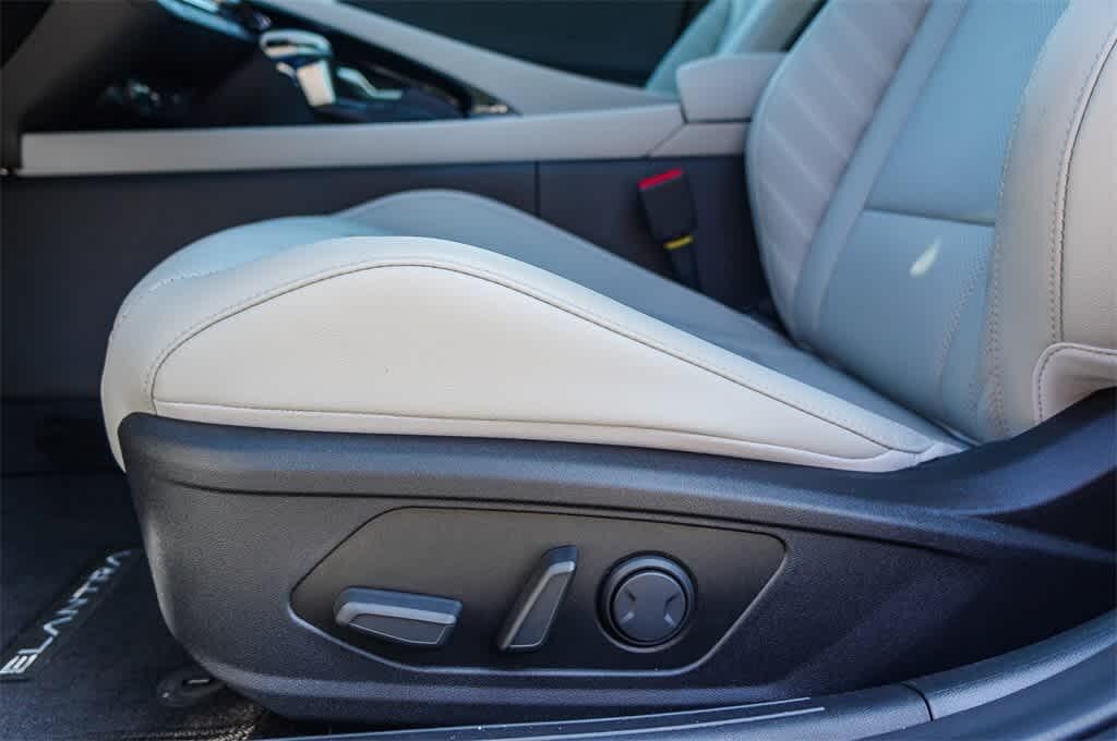 Thumbnail: 2025 Hyundai Elantra - 23