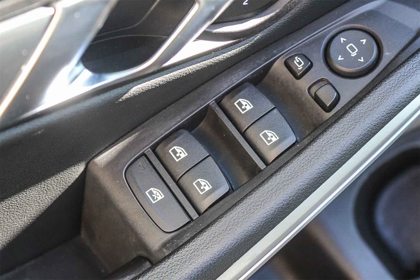 Thumbnail: 2023 BMW 3 Series - 27