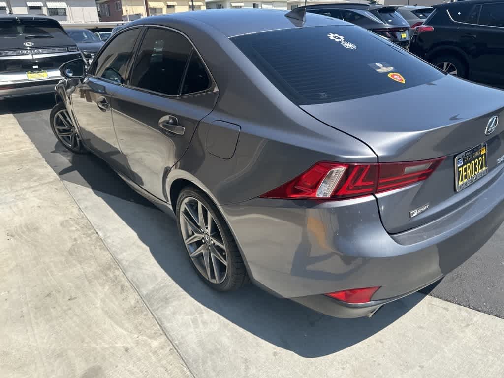 2016 Lexus IS 200t 24
