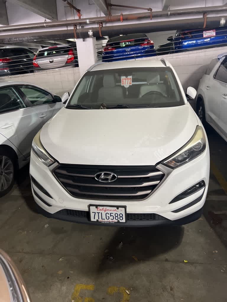 Thumbnail: 2016 Hyundai Tucson - 1