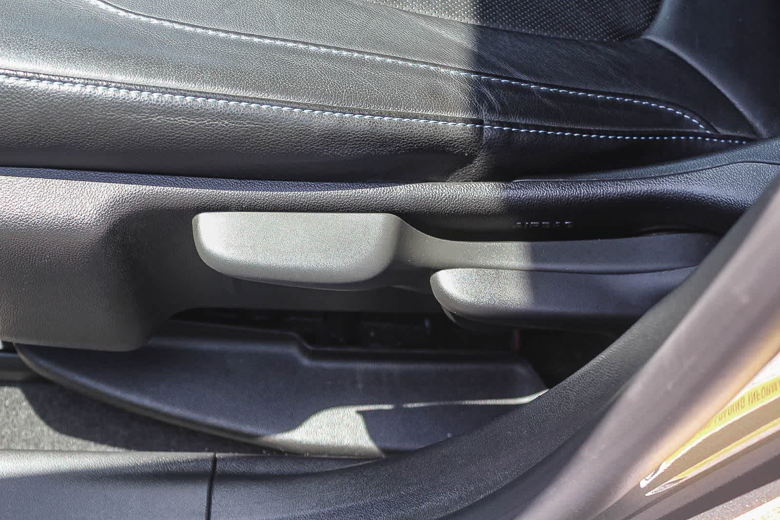 Thumbnail: 2017 Chevrolet Volt - 27