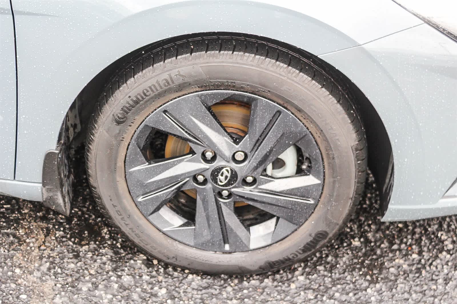 Thumbnail: 2022 Hyundai Elantra - 12