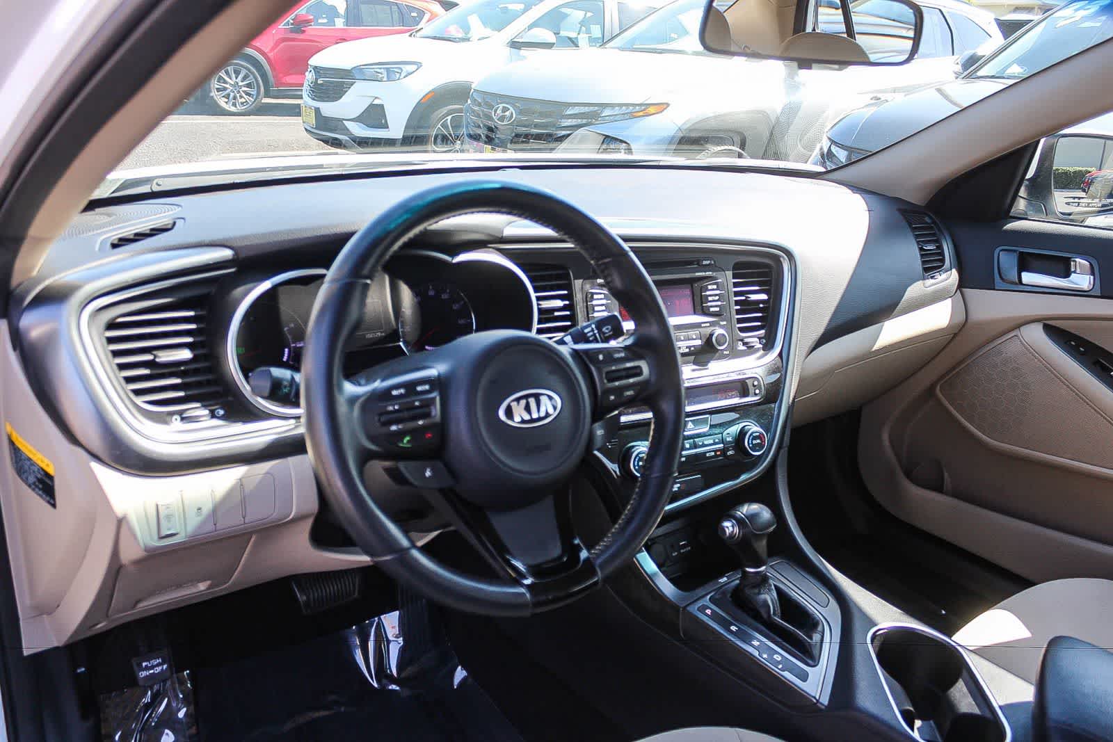 Thumbnail: 2015 Kia Optima - 21