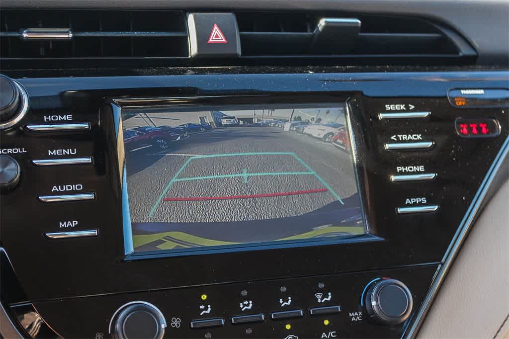 Thumbnail: 2019 Toyota Camry - 28