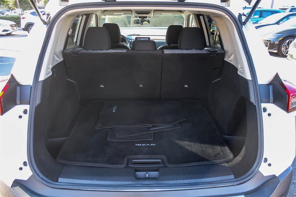 Thumbnail: 2021 Nissan Rogue - 22