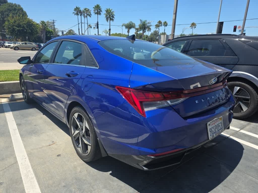 Thumbnail: 2023 Hyundai Elantra - 16