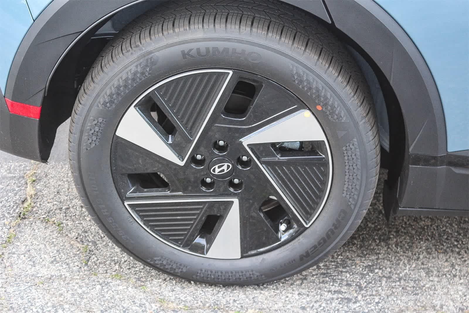 Thumbnail: 2026 Hyundai Ioniq 5 - 9