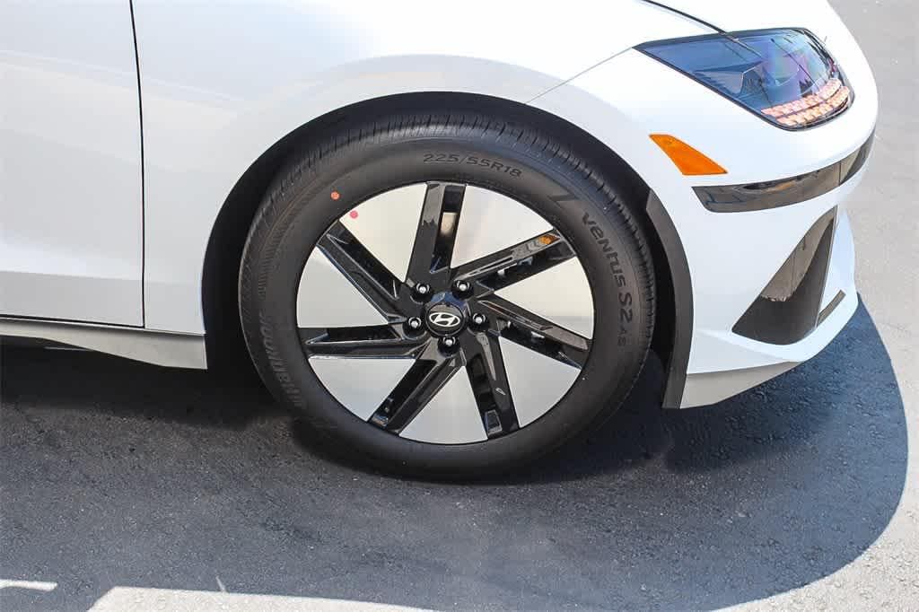 Thumbnail: 2025 Hyundai Ioniq 6 - 9