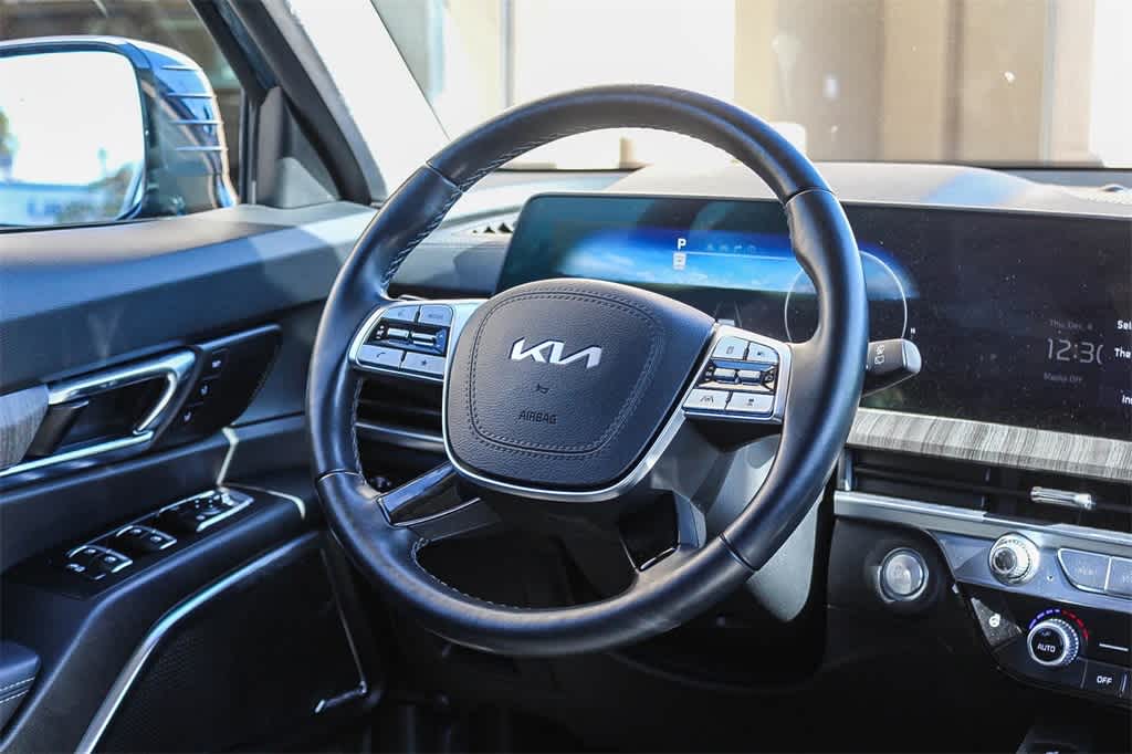 Thumbnail: 2024 Kia Telluride - 21