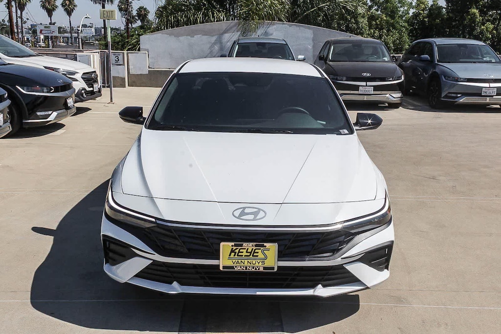 New 2026 Hyundai Elantra SEL Sport Sedan