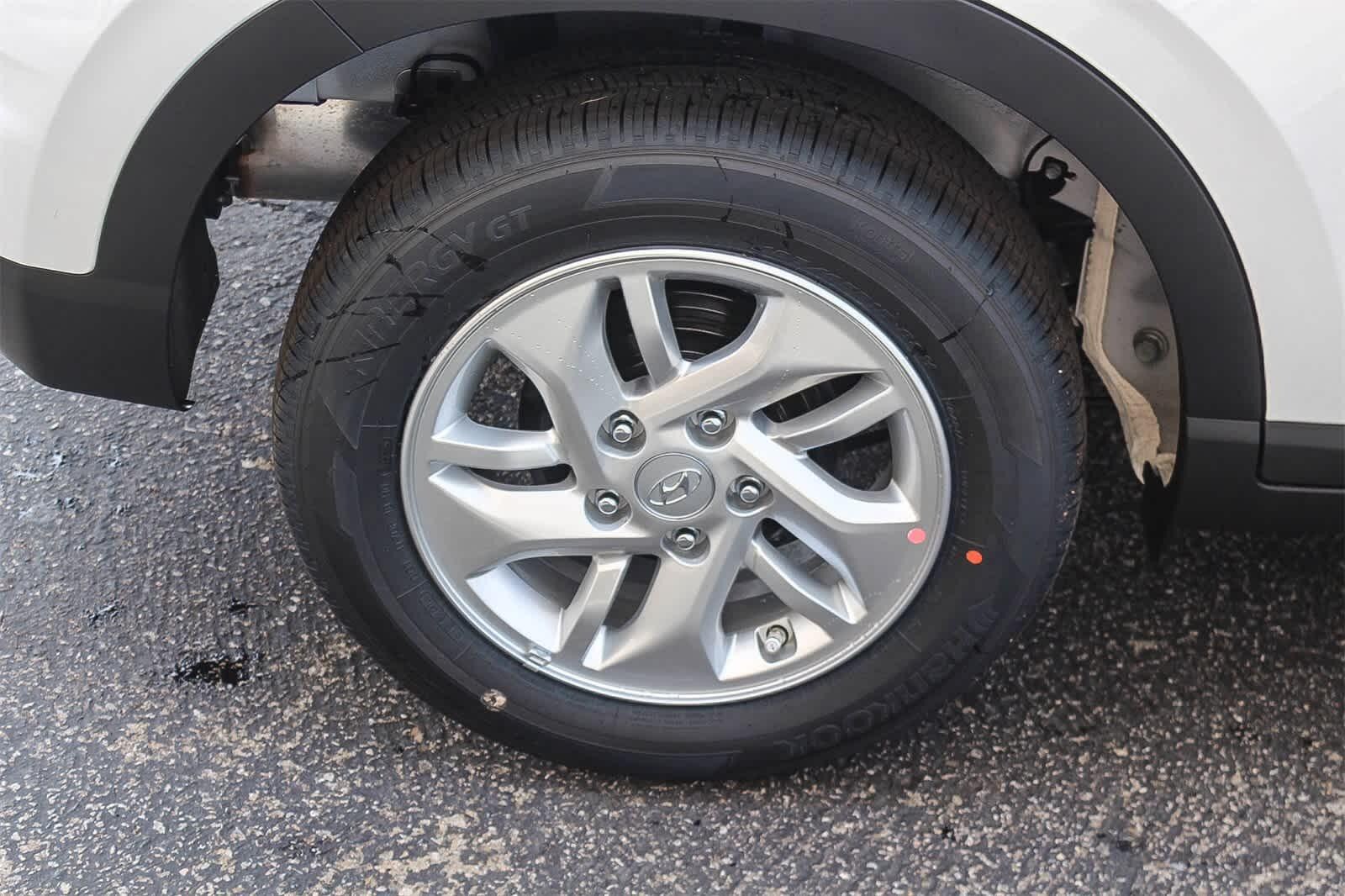 Thumbnail: 2026 Hyundai Venue - 9