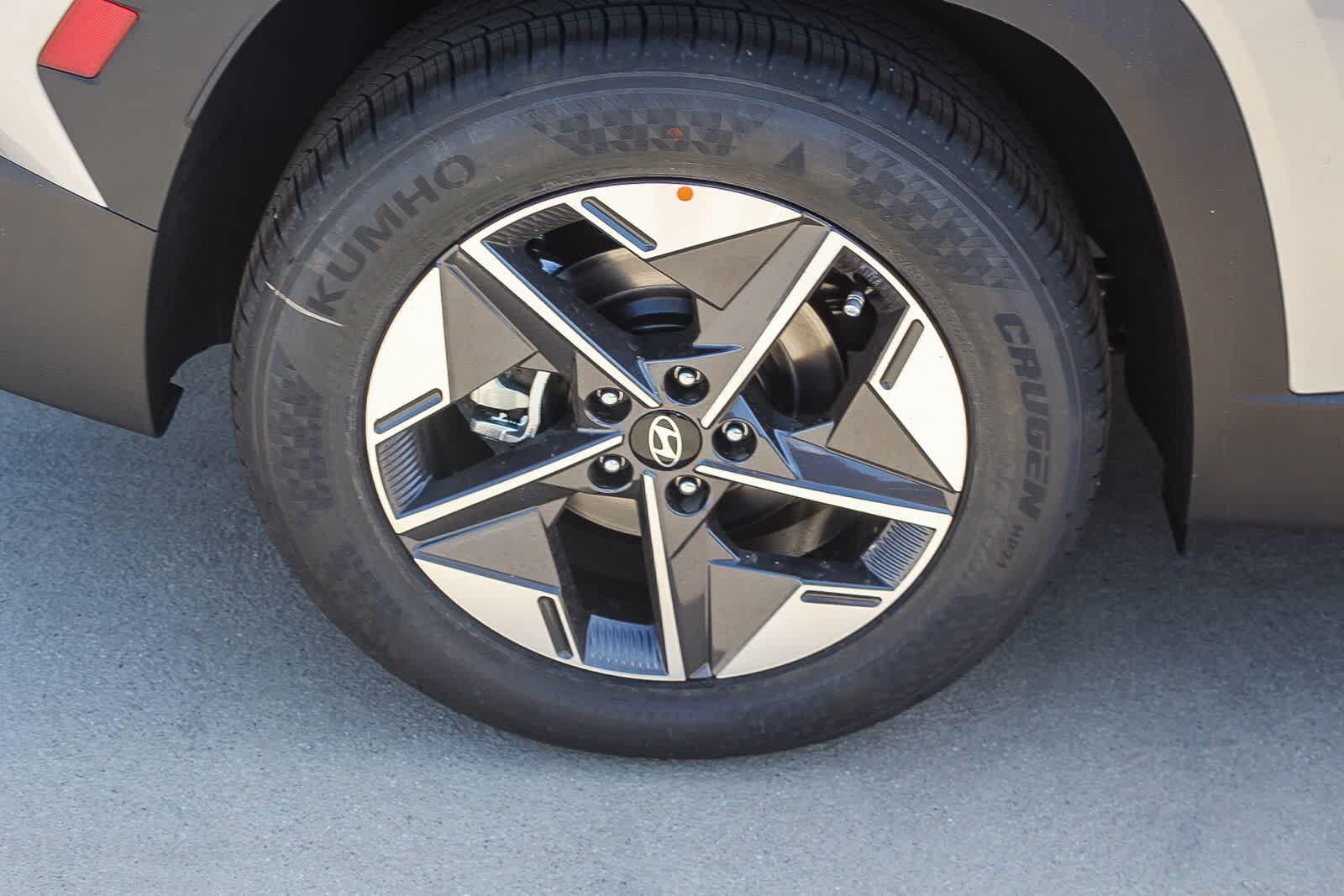 Thumbnail: 2026 Hyundai Tucson - 11