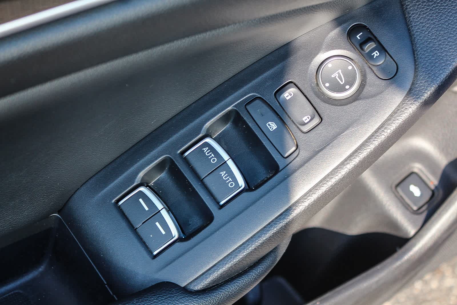 Thumbnail: 2022 Honda Accord - 24