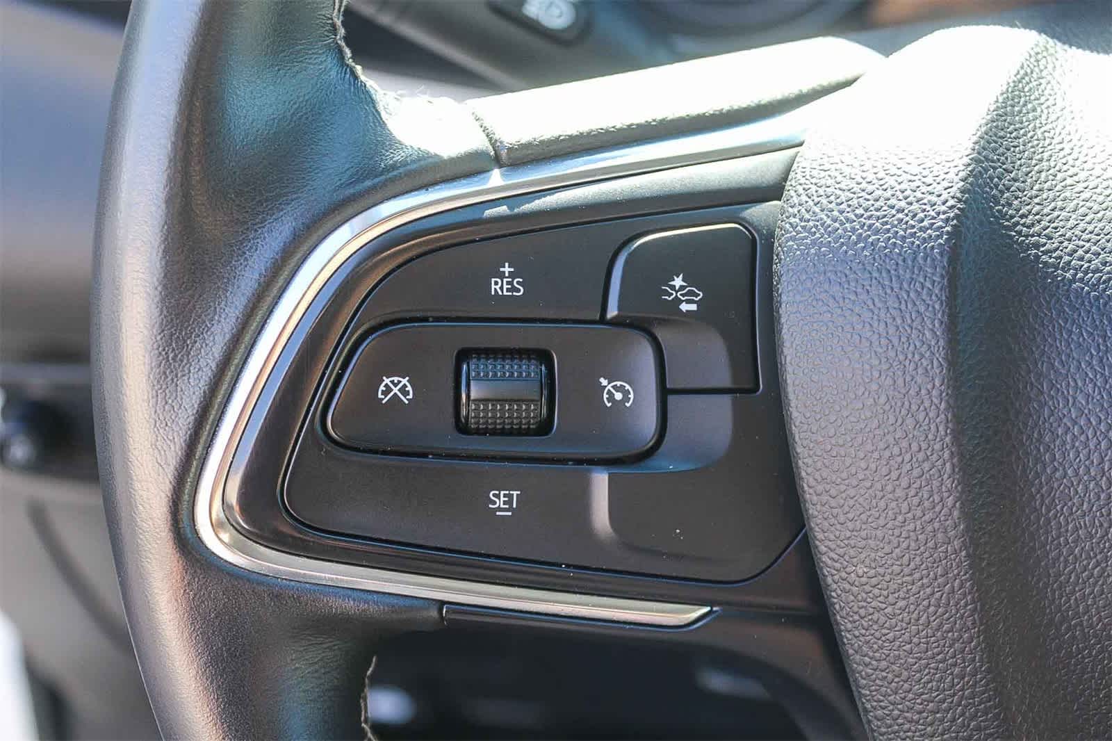 Thumbnail: 2023 Buick Encore GX - 32