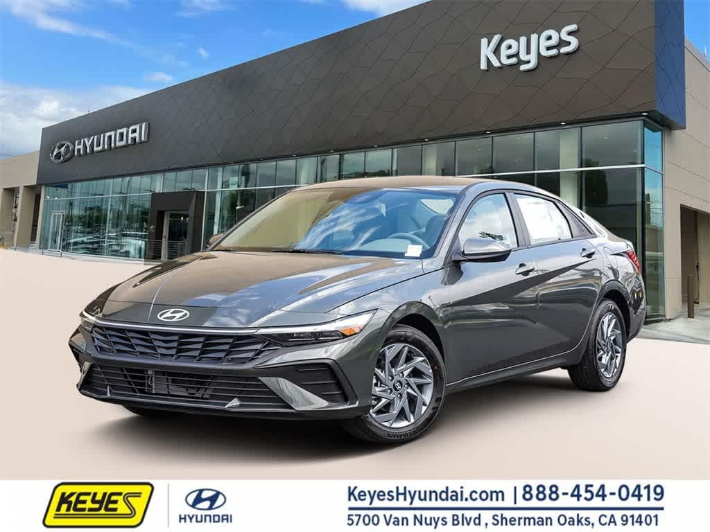 Thumbnail: 2025 Hyundai Elantra - 1