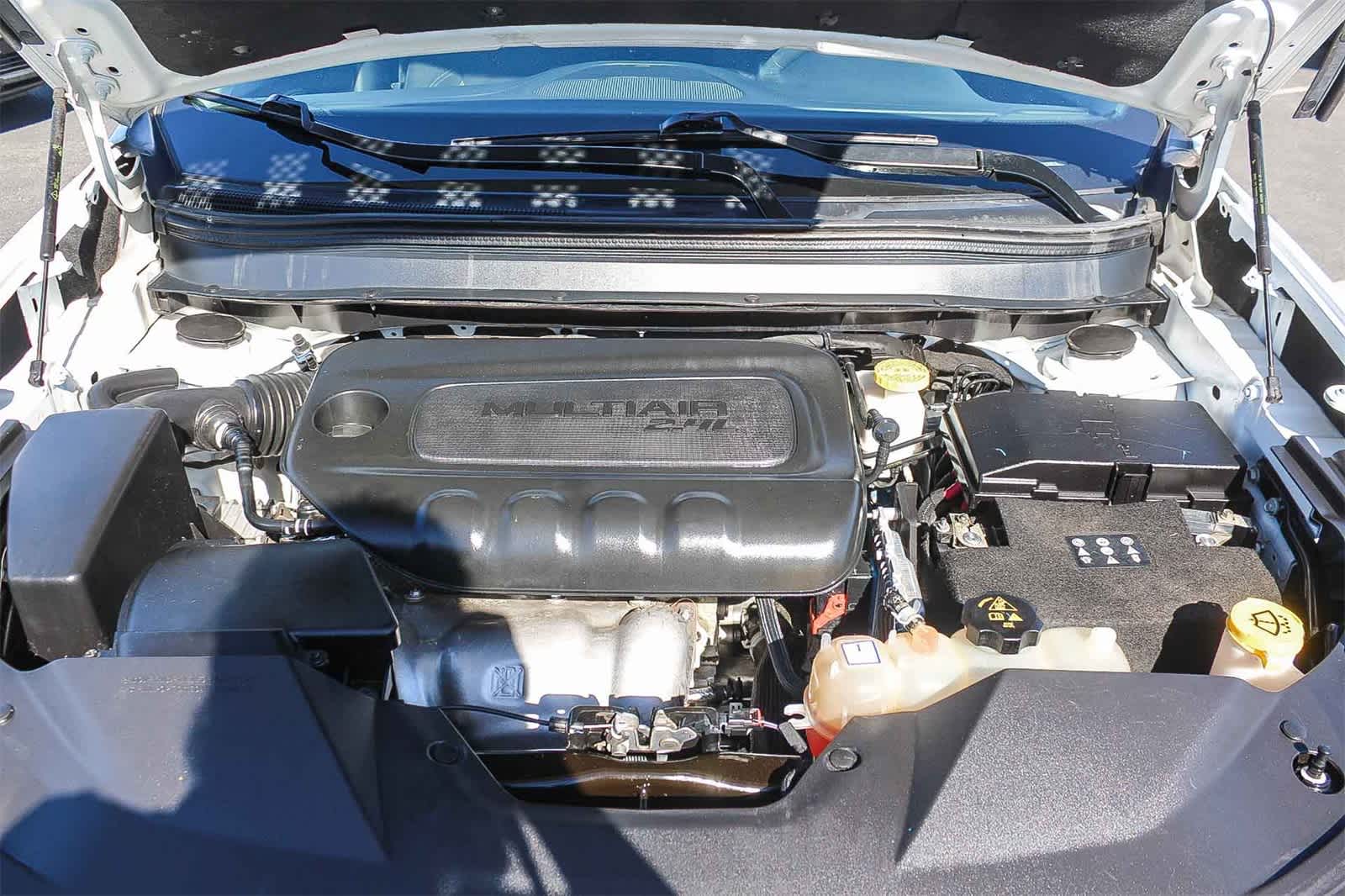 Thumbnail: 2019 Jeep Cherokee - 37