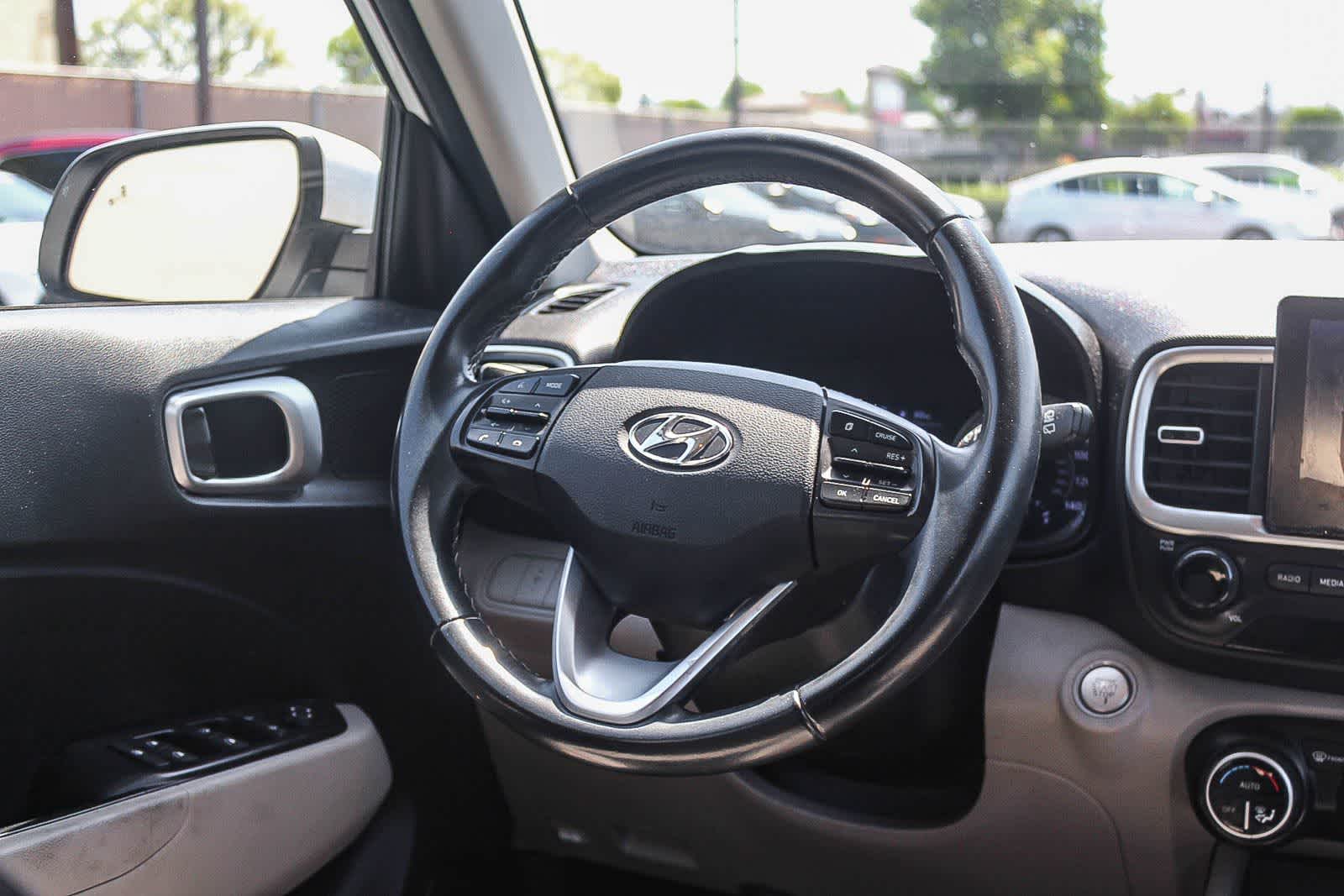 Thumbnail: 2020 Hyundai Venue - 19