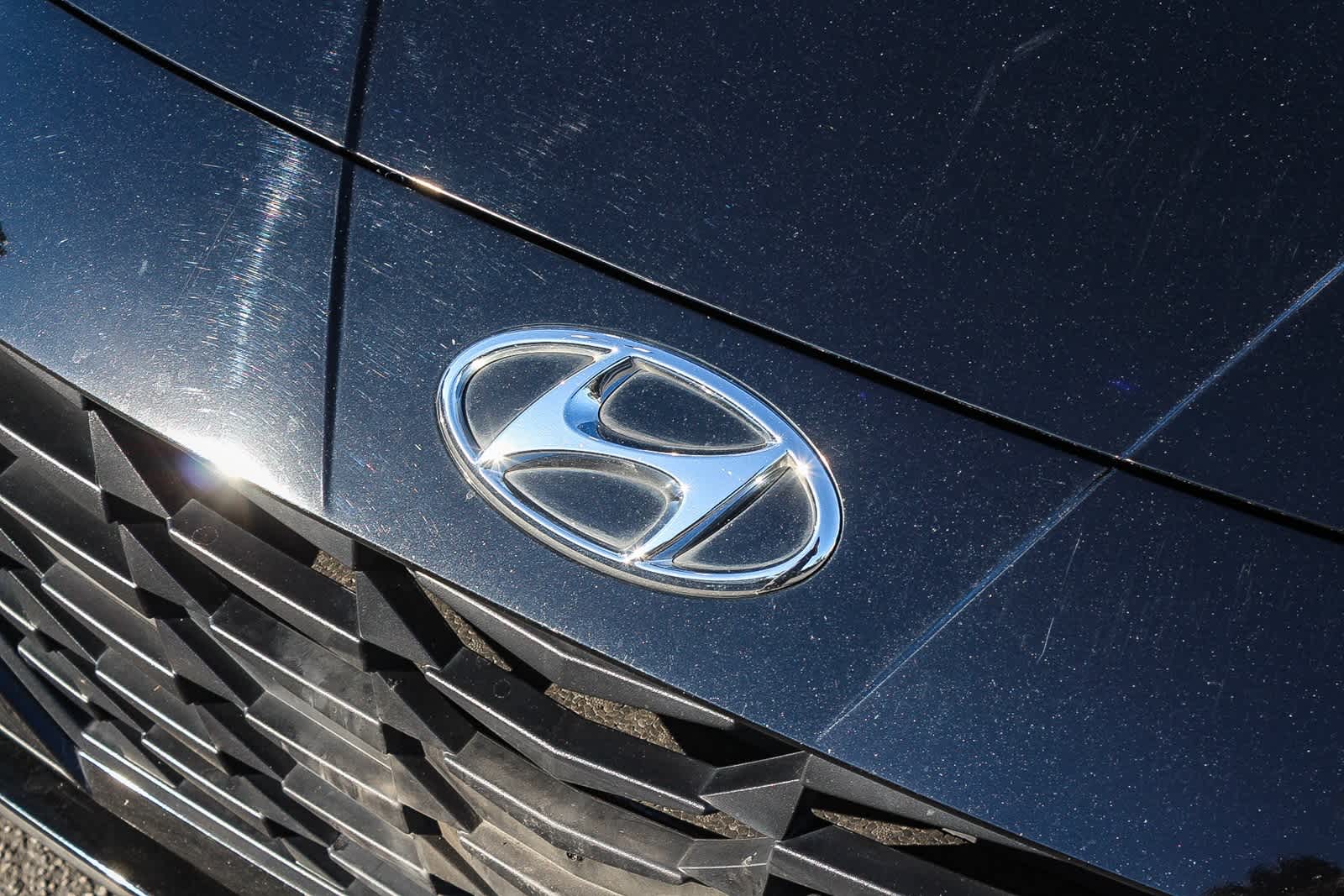 Thumbnail: 2023 Hyundai Elantra - 14