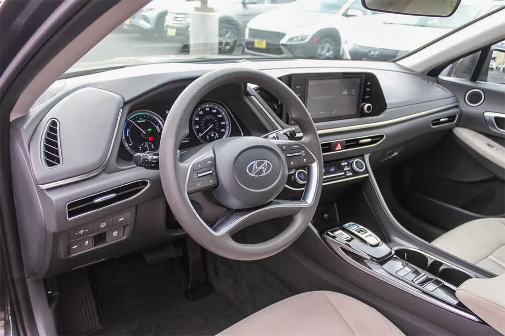 Thumbnail: 2023 Hyundai Sonata - 23